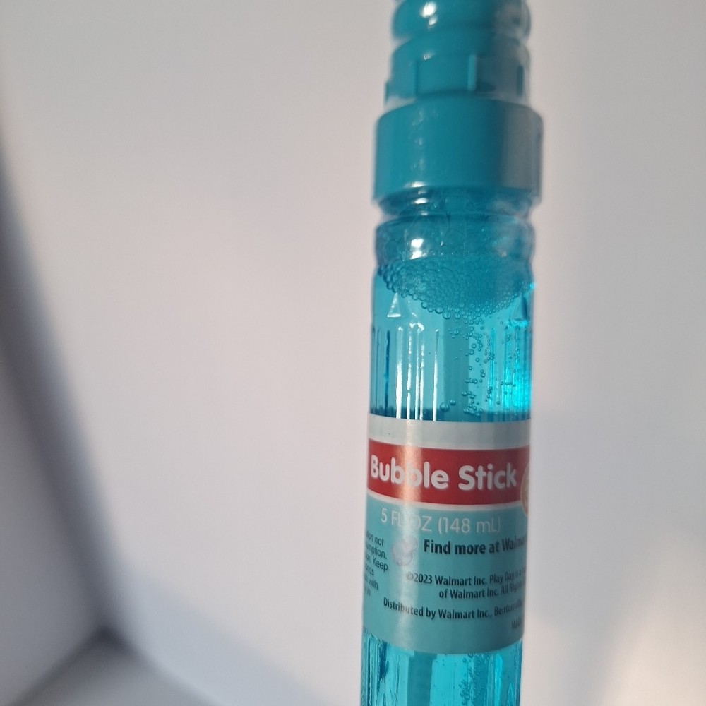 Bubble Stick Bubble Maker Stick With Bubble Solution 5 Ounces Bubbles (Ages 3+)