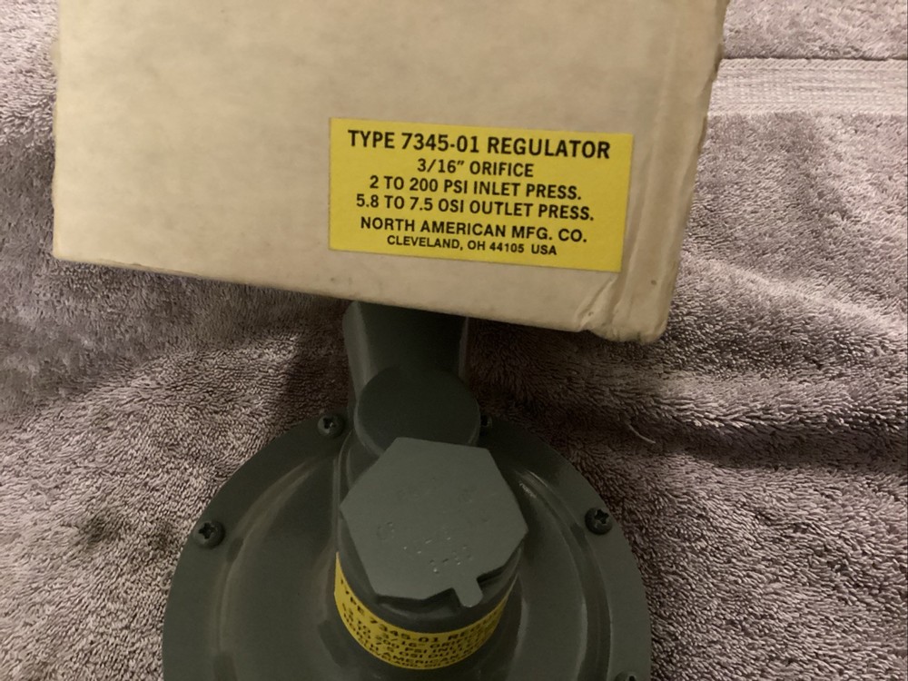 FISHER CONTROLS… 7345-01…. Regulator ….3/16" Orifice….NOS😀