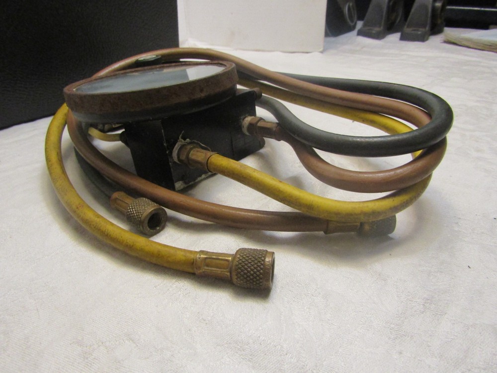 Watts Regulator TK9A Backflow Preventer Test Gauge USED and UNTESTED