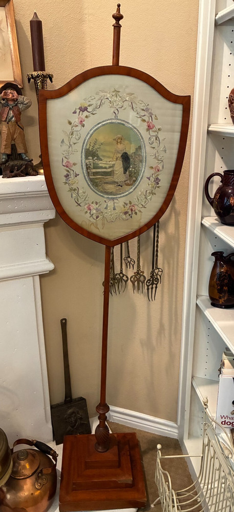 Antique Adjustable Pole Fire Shield (circa 1830s)