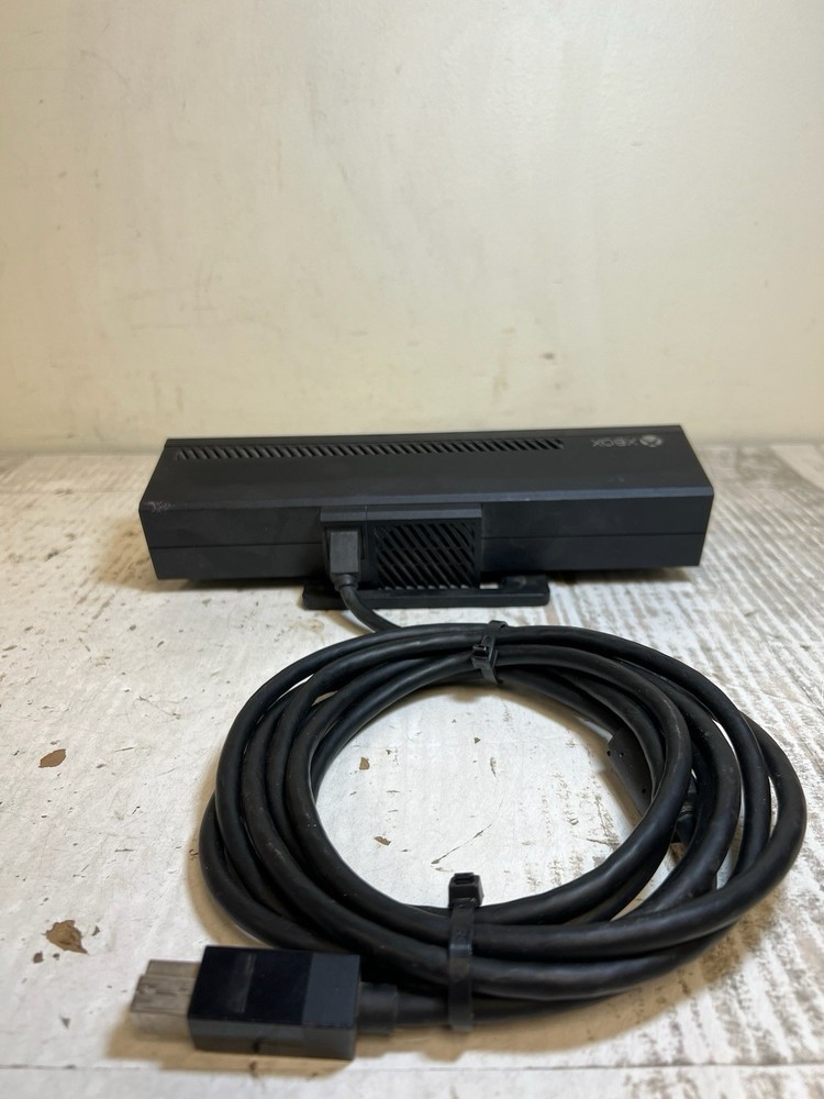 Microsoft Xbox One Kinect Wired Motion Sensor Black Model 1520 OEM - Tested