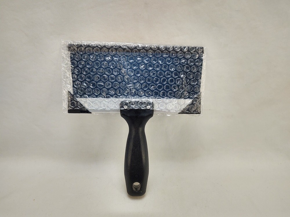 Amazon Basics 8" Blue Steel Tape Knife, with Solid Handle and Soft Grip