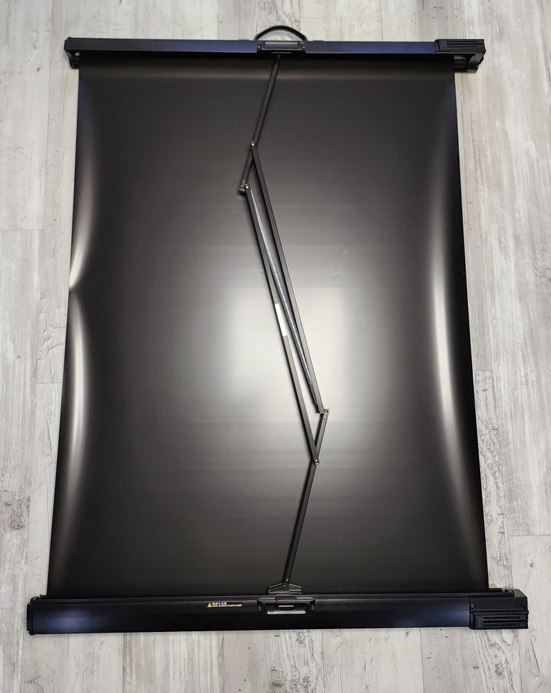 DA - LITE Projection Screen
