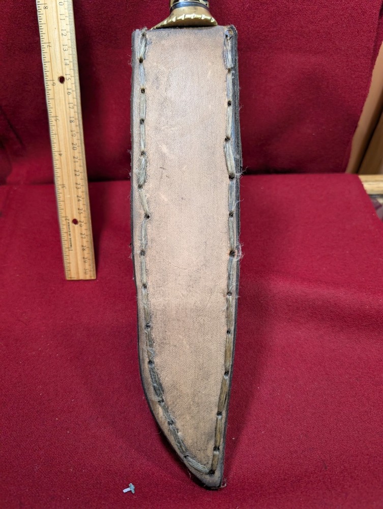 Knife Unique Fine Carved Handle