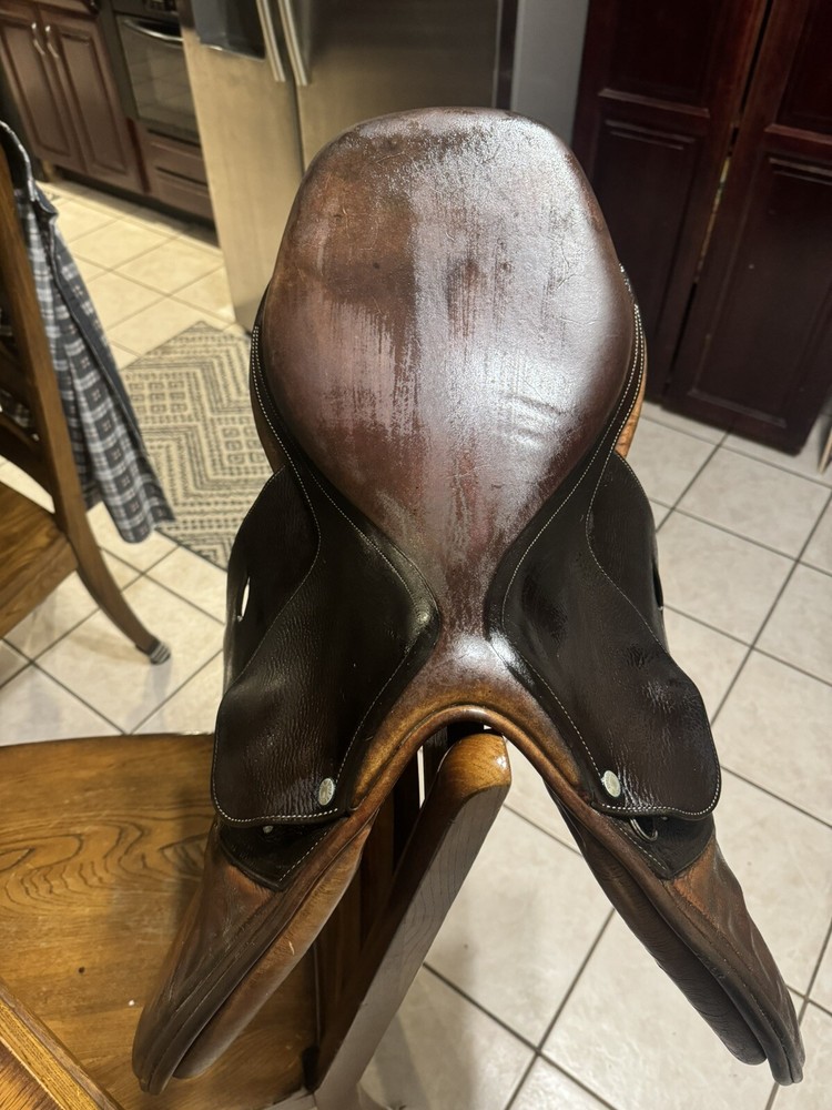 Butet Saumur Saddle