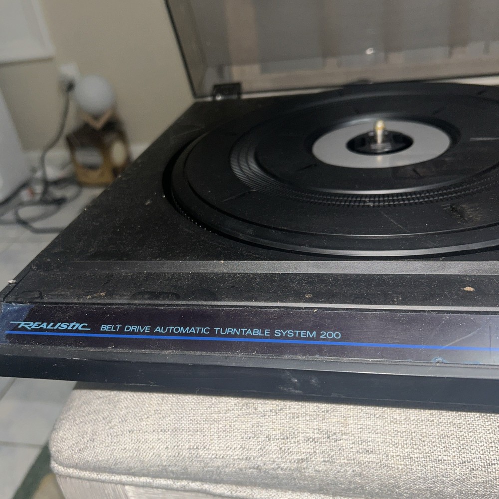 Realistic Direct Drive Automatic Turntable. U-1000