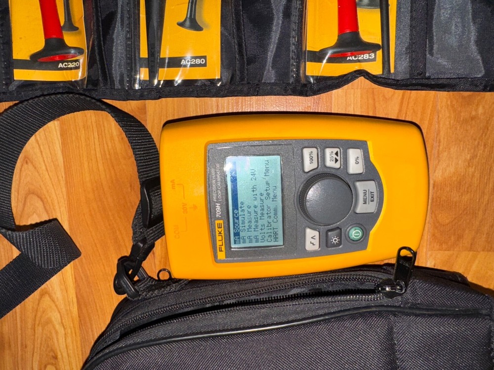 Fluke 709H Precision Hart Loop Calibrator