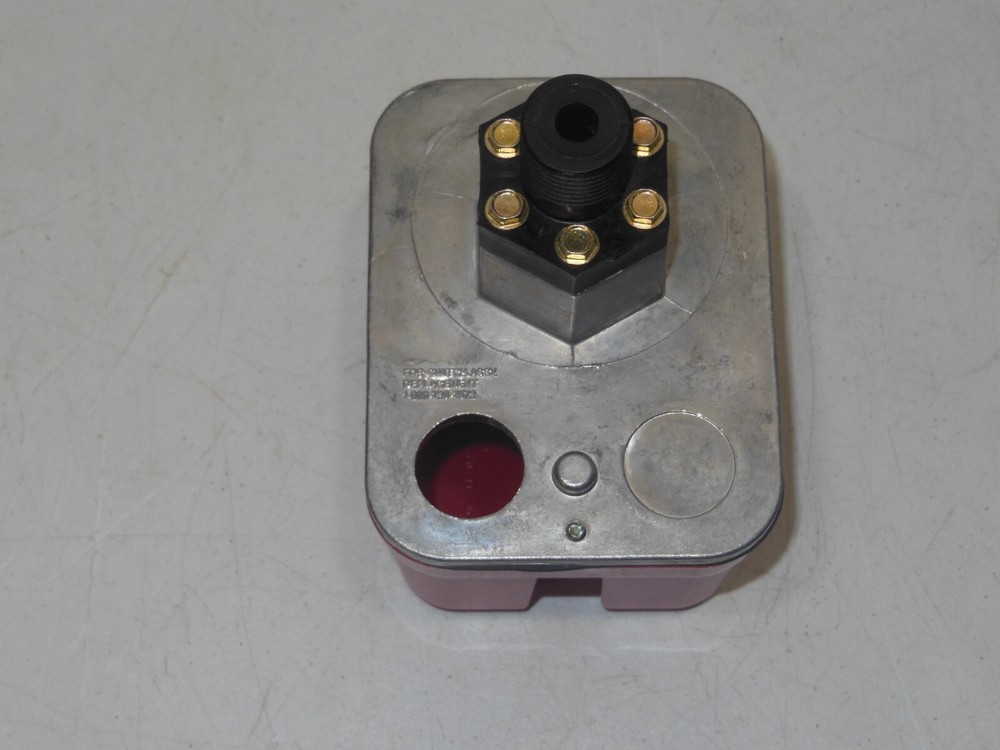 System Sensor EPS10-2 EPS Pressure Switch - New