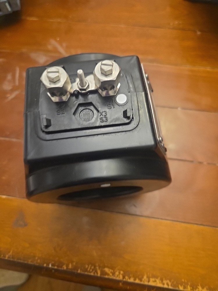 Ritz Current Transformer DCCW 400 ( MISSING TOP CAP)