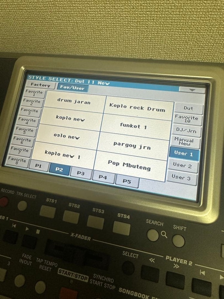 KORG PA900 Keyboards