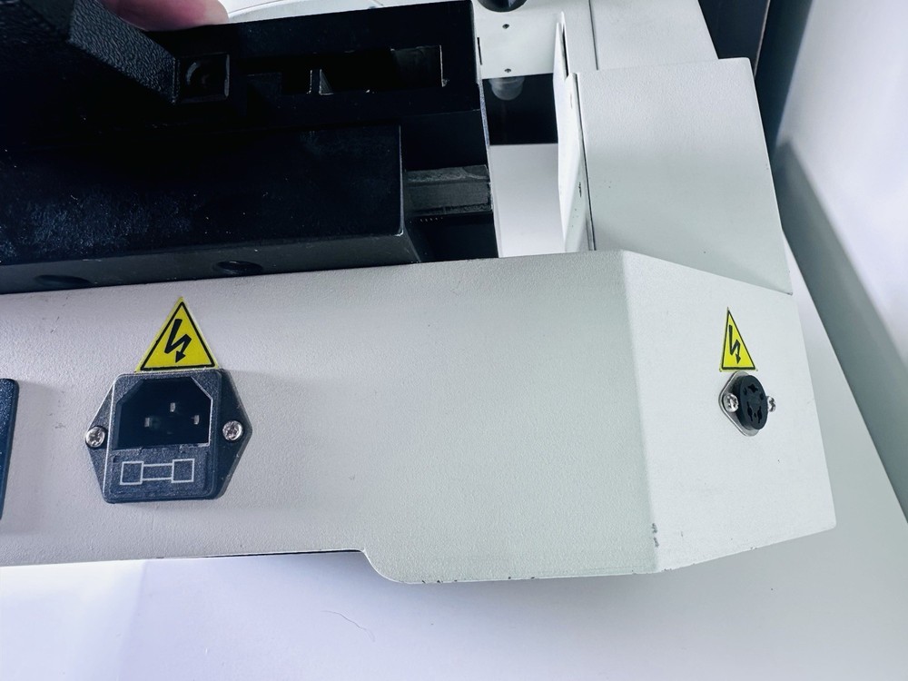 Mitutoyo TM-505 Toolmakers Microscope | 15X Eyepiece| Working |Stage Micrometers