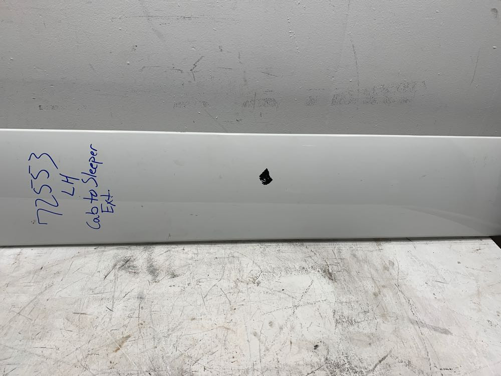 2017 Peterbilt 579 Cab Extension (625-10922)