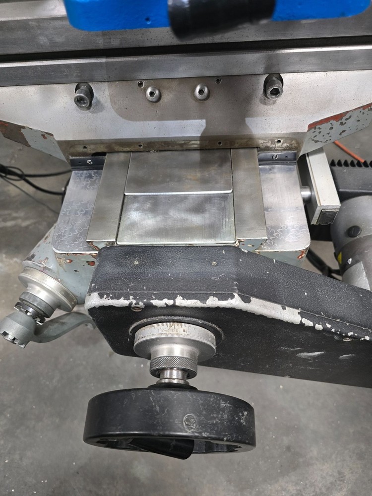 Sharp LMV -MP2 Mill w/Acu-Rite MP2 Millpwr Control, Kurt PDB