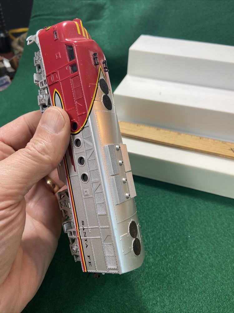 HO Scale Bachmann FT Engine Runs Fantastic (HO107711)