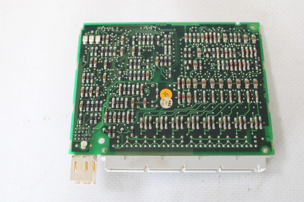 ABB 3BSE008517R1 PCB Card AI810-1