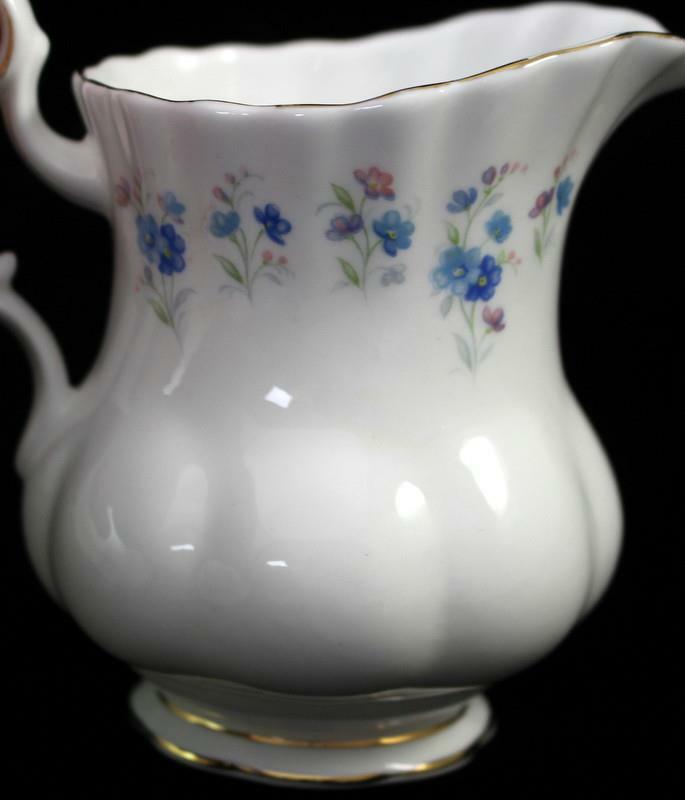 Royal Albert MEMORY LANE Mini Creamer + Cup Bone China GREAT CONDITION