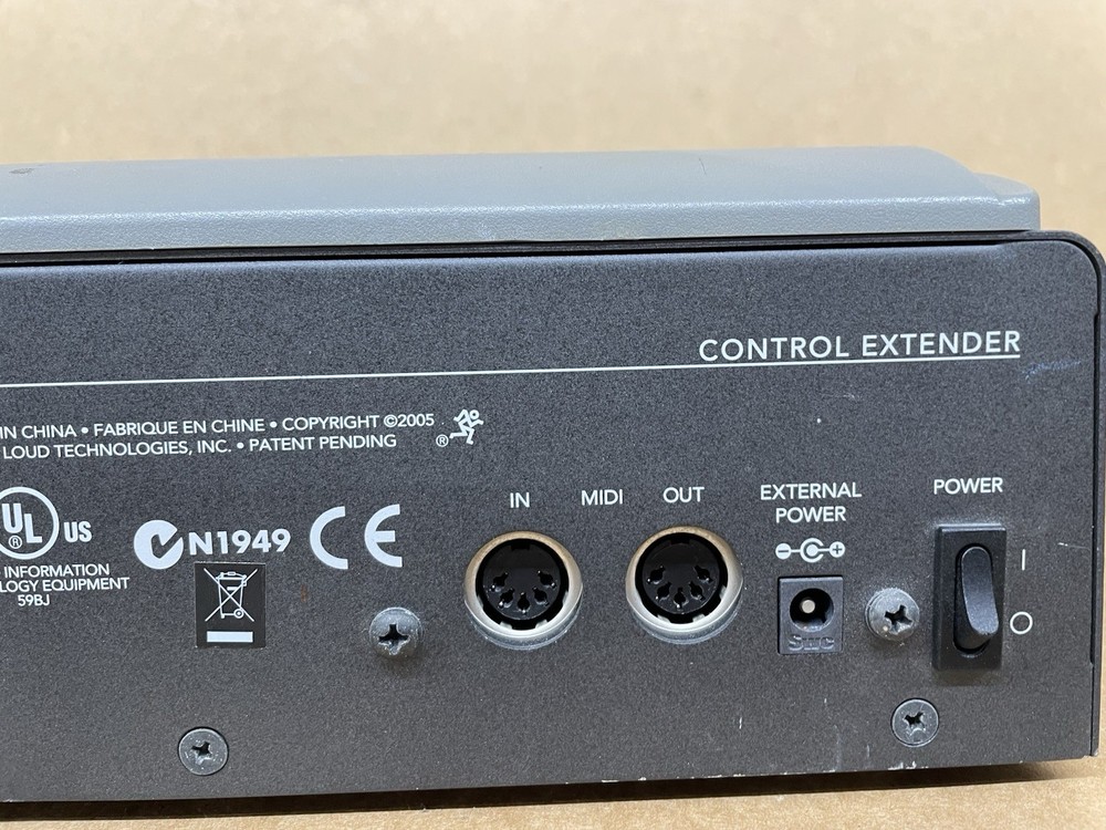 Mackie Control Universal Extender - MCU XT PARTIALLY TESTED - READ DESCRIPTION