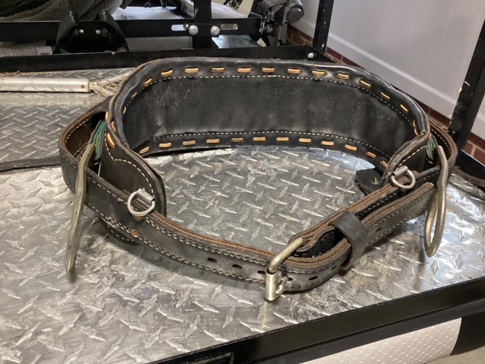 Buckingham #PN 02000M Mobility Climbing Belt Lineman Size 25