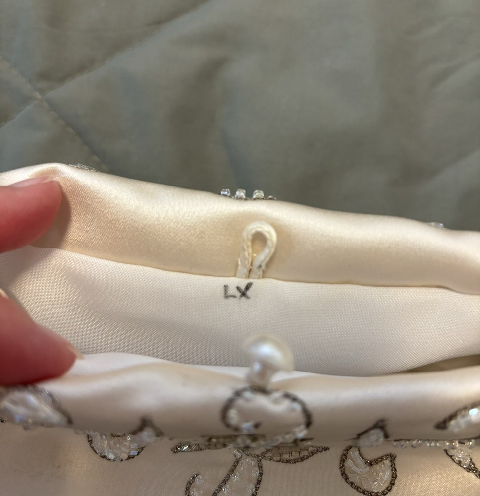 Satin small beaded ivory purse pre-owned for wedding