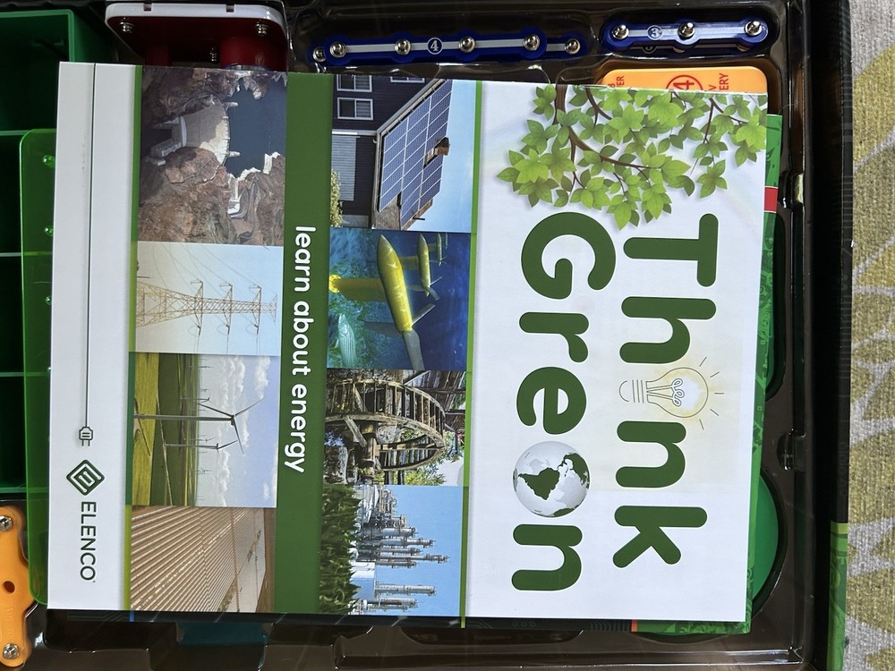 Snap Circuits Green Energy Electronics Exploration Kit Complete as Pictured