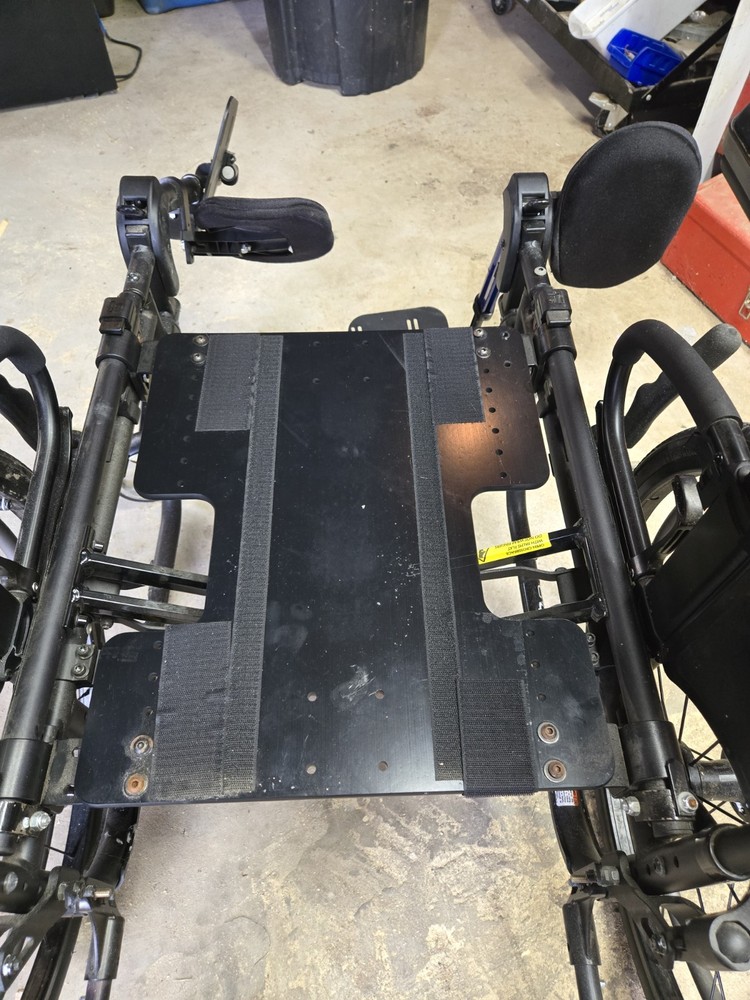 Quickie 2 folding manual wheelchair 20 x 21