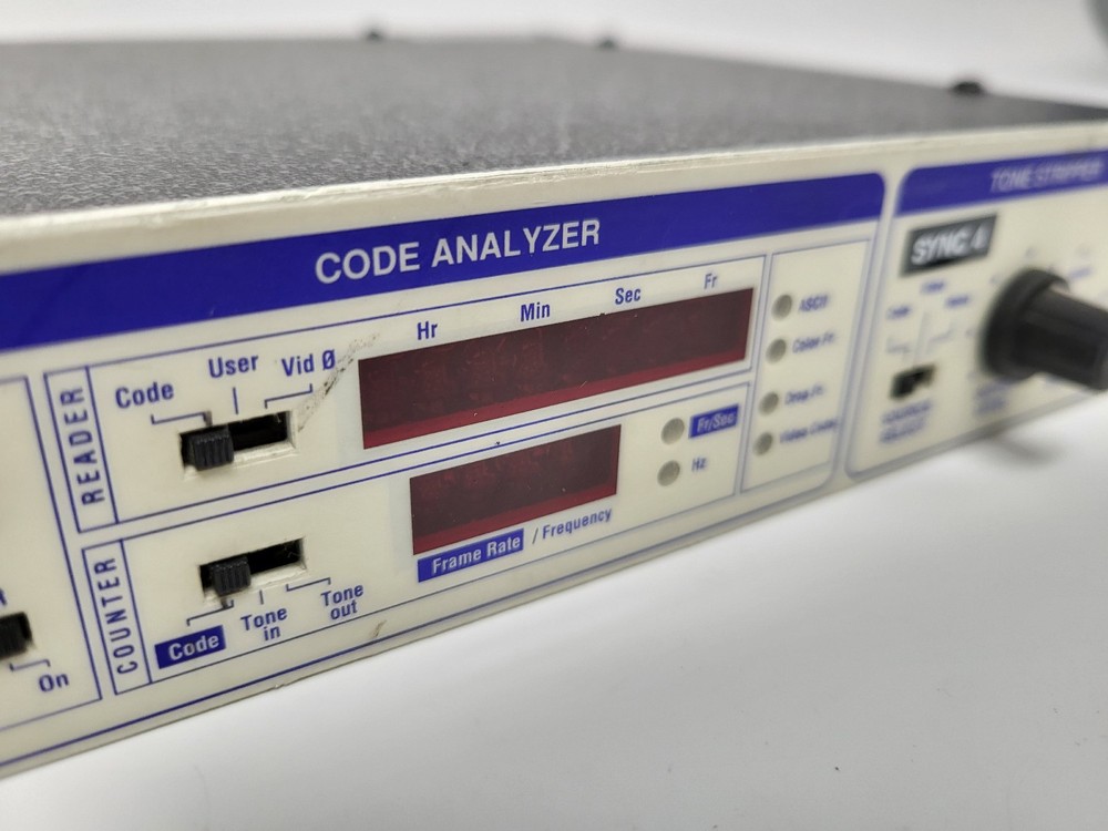 Brainstorm SR-15+ Time Code Distripalyzer (Analyzer/Distributor/Reshaper/Strip)