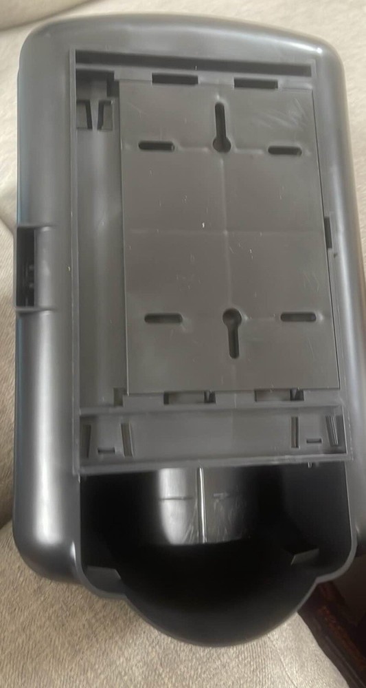 Uline EZ Pull Paper Towel Dispenser