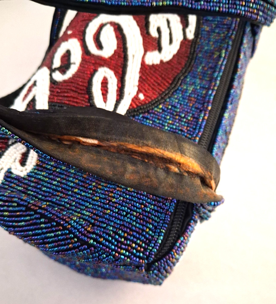 VTG Y2K Coca-Cola Beaded Barrel Handled Handbag