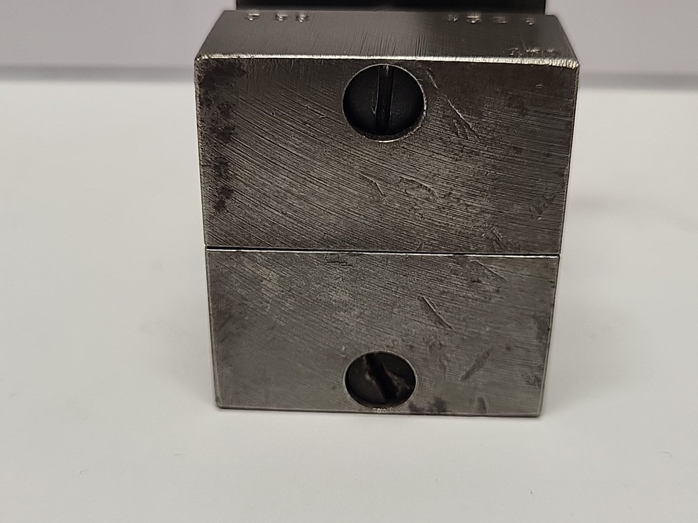 IDEAL .38/.357 CAL 2 CAVITY MOULD 358432