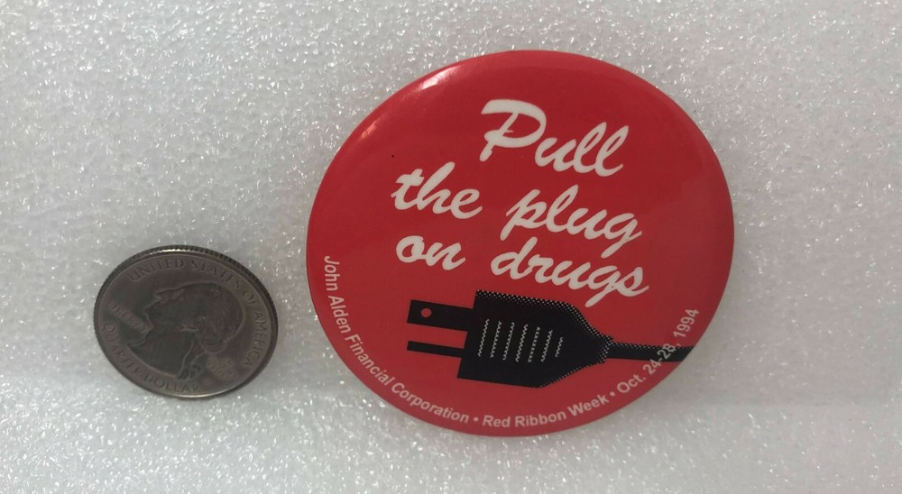 Pull The Plug On Drugs Pin