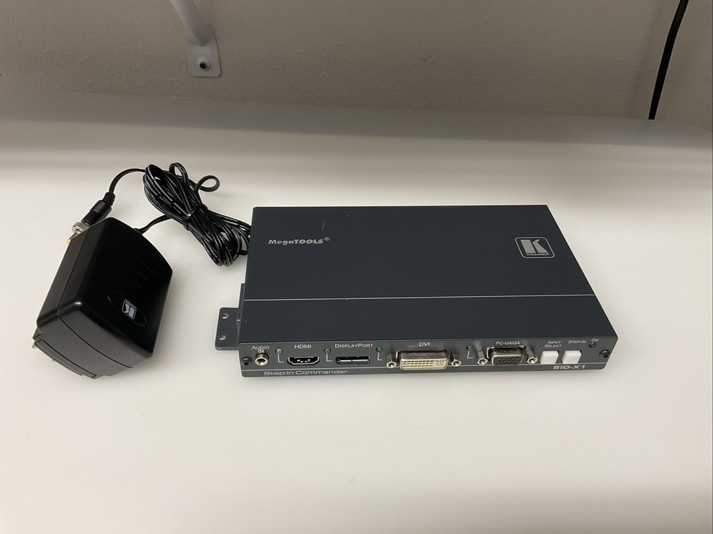 KRAMER MegaTools SID-X1N 4–Input Multi–Format Video over DGKat Transmitter