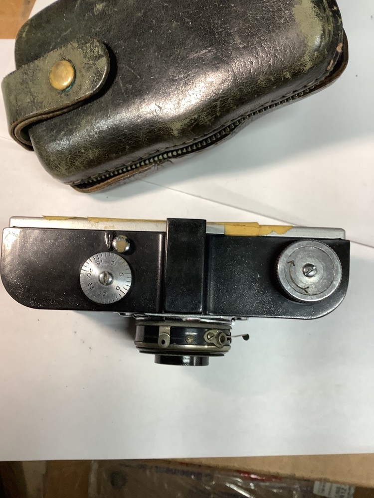 Bakelite Argus A camera Read