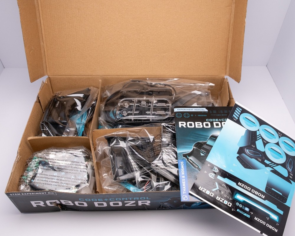 Thames & Kosmos Code+Control Robo Dozr Engineering & Robotics STEM Kit OPEN BOX