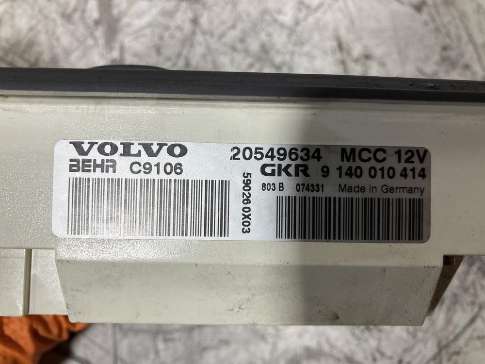 2003-2018 Volvo VNL Heater A/C Temperature Controls - Used