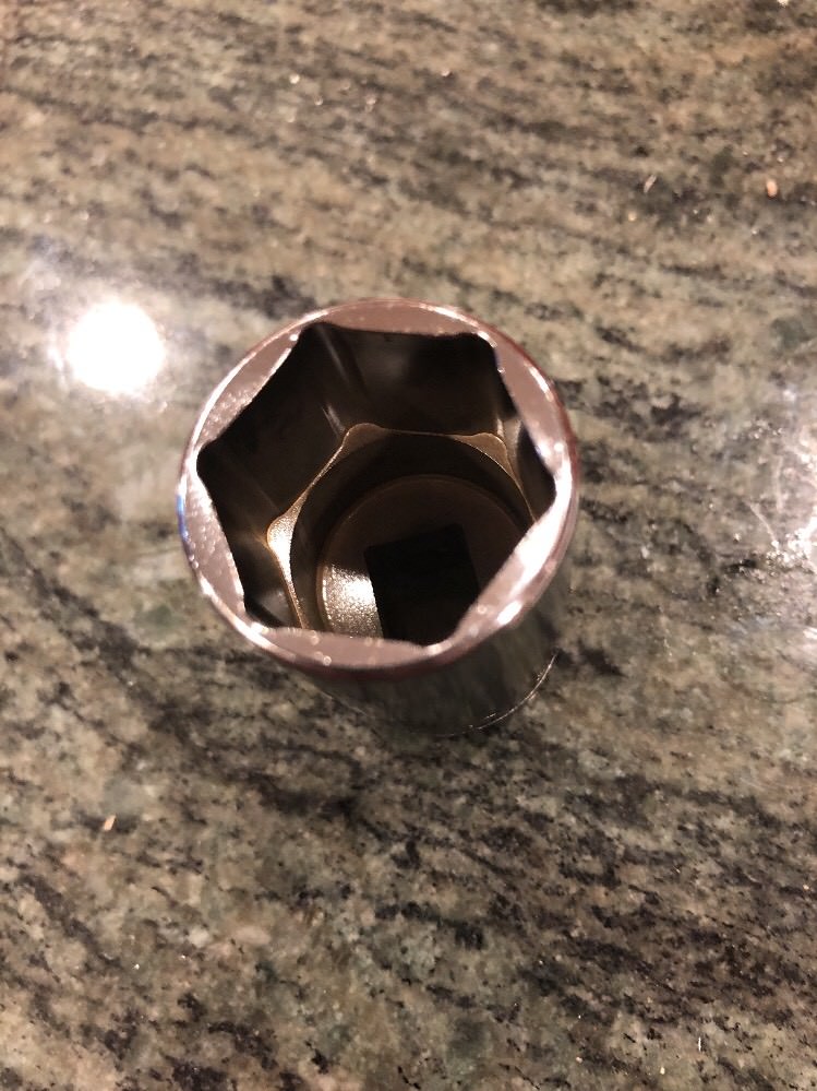 Snap-on fss261 3/8" drive 13/16" 6 point semi deep chrome socket