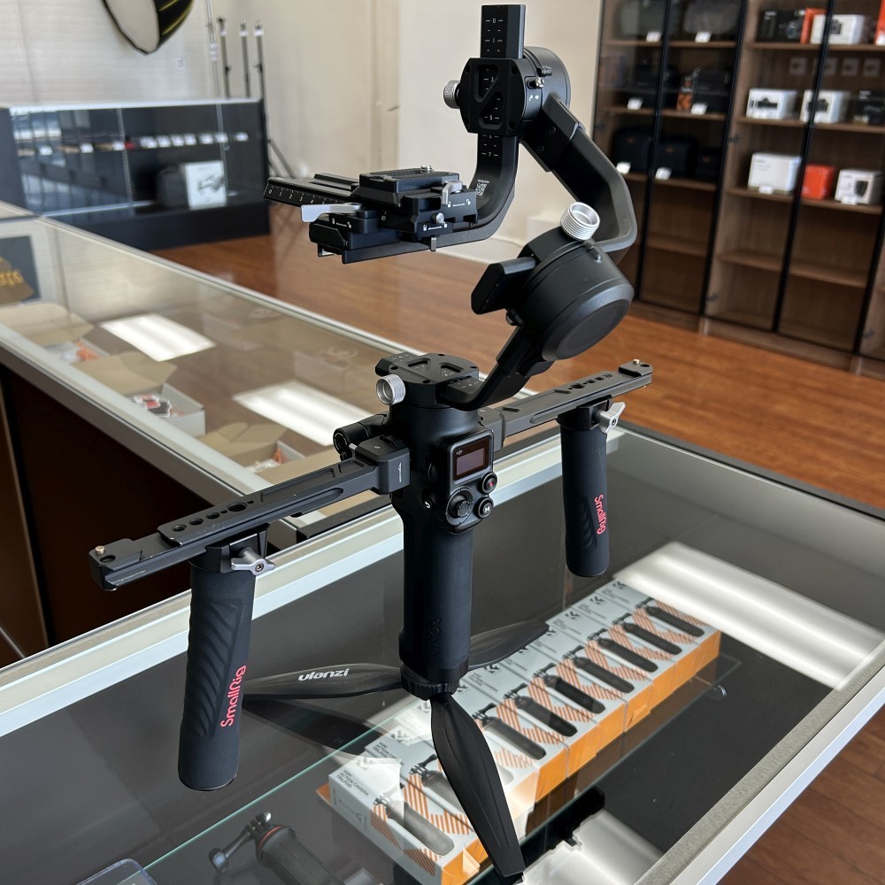 DJI Ronin SC2 with Dual Handle Handgrip *Pre-Owned*