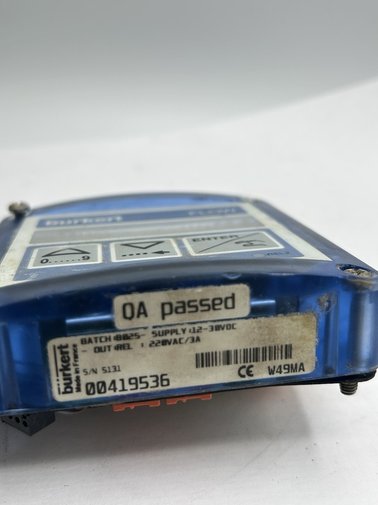 Burkert 8025 Digital Flow Transmitter Operation Panel 12-36v 00419536