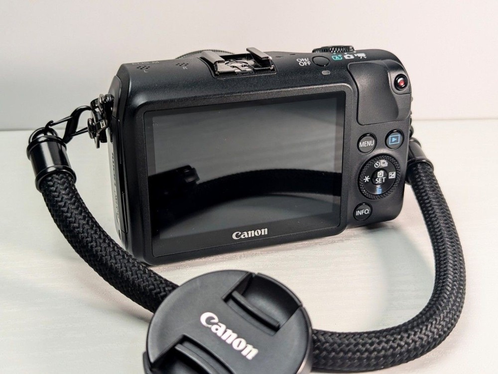 Canon EOS M ＋ EF-M 22mm F2 STM