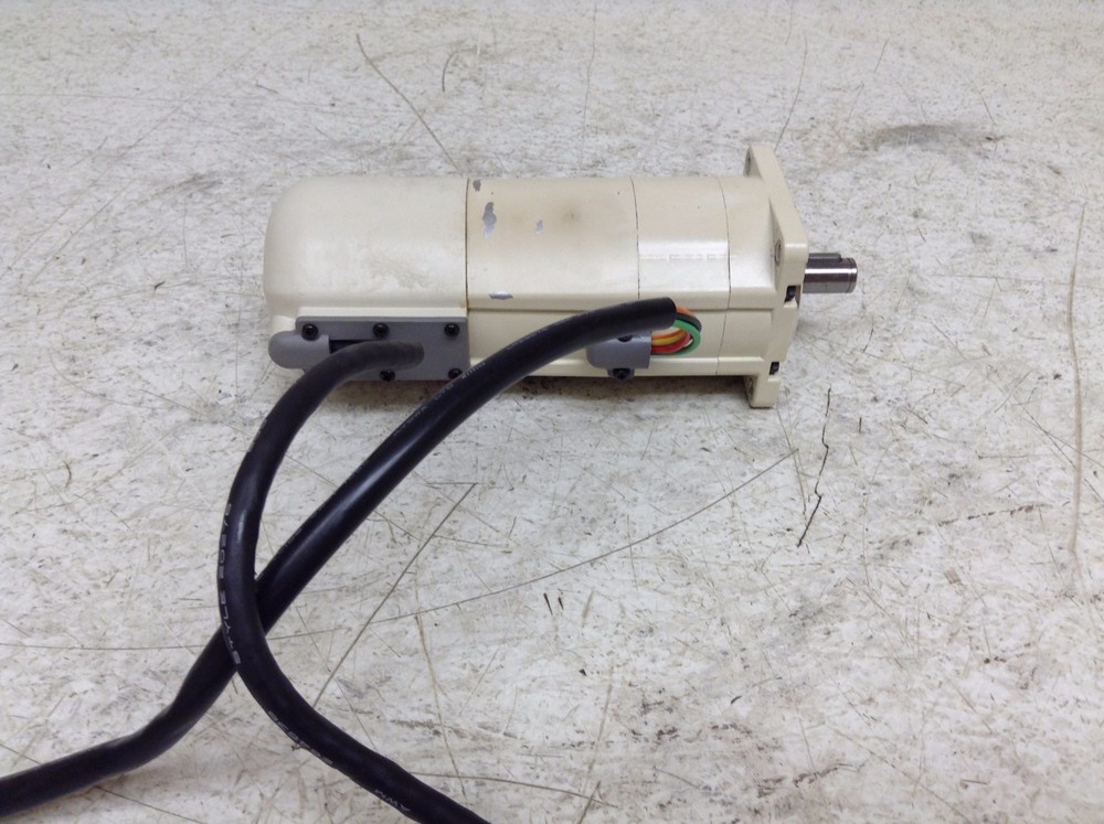 Panasonic MSM022Q8V Servo Motor MSMO22Q8V