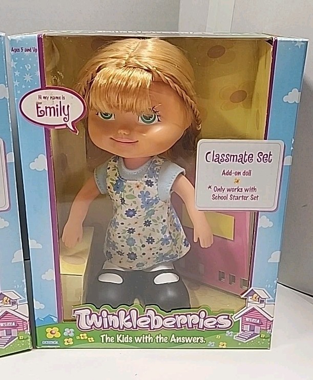NEW Twinkleberries School Starter Set 3 DOLLS Haley Emily Isabelle ~ Interactive