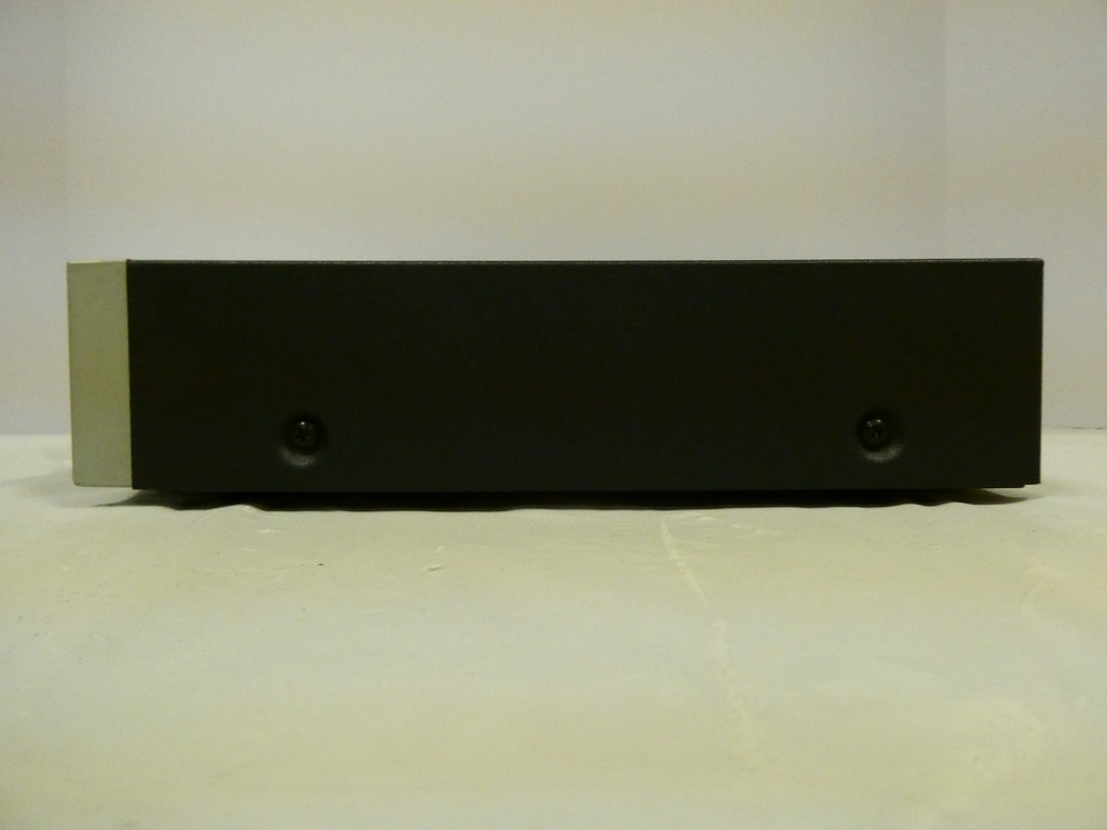 Vintage Drake Antenna Positioning System APS 424 Model 2587 Powers On! Untested!