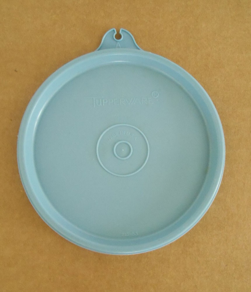 Tupperware Round Clear Storage Container #250 with Blue Lid O35