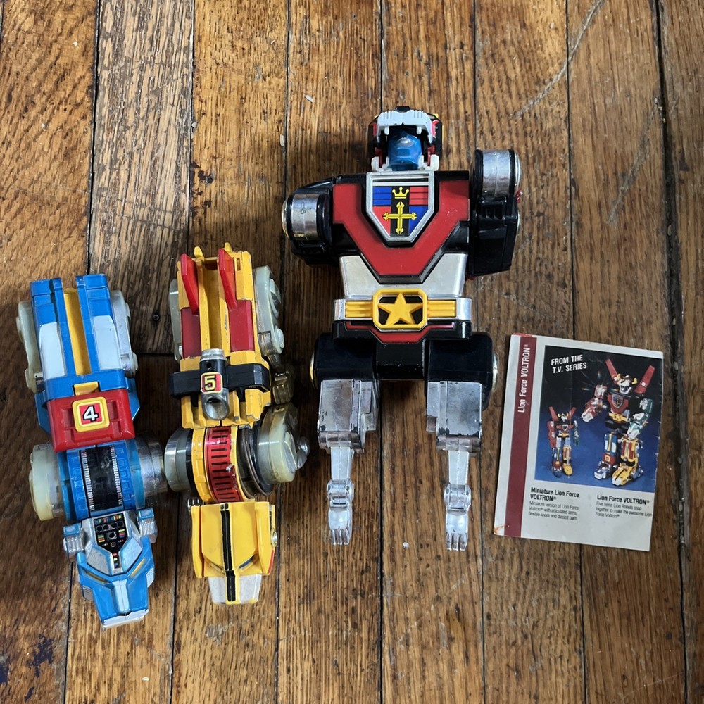 Voltron 1981 diecast and  legs manual