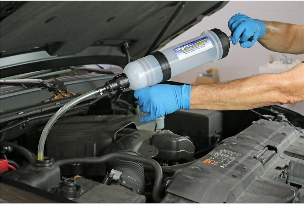 Twist-Valve Fluid Extractor with Rubber ATF Adapter