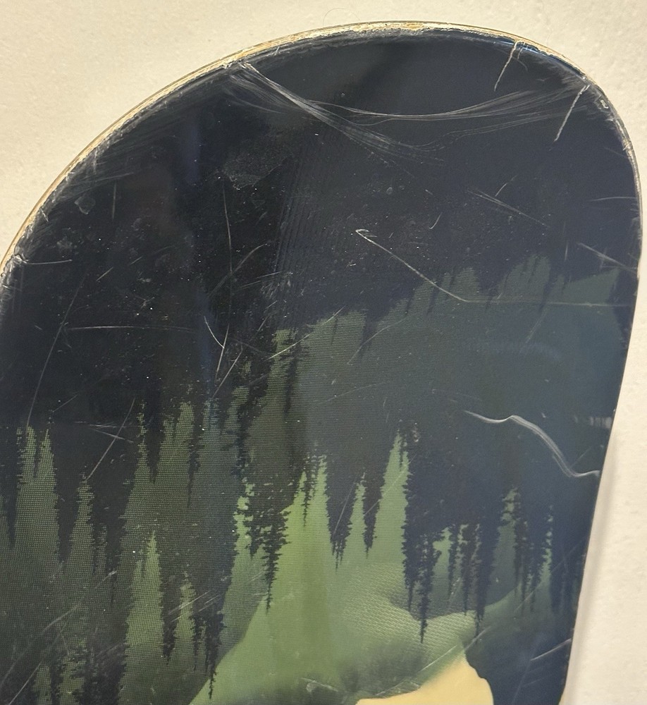 BURTON CLASH SNOWBOARD SIZE 153 CM