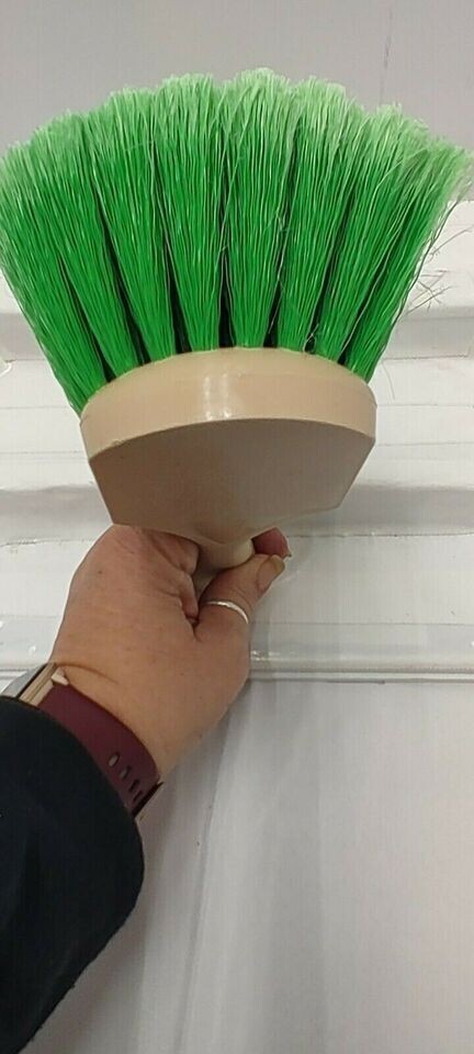 Hand Held/ Dip and Scrub/ Soft Bristle Brush /89992887