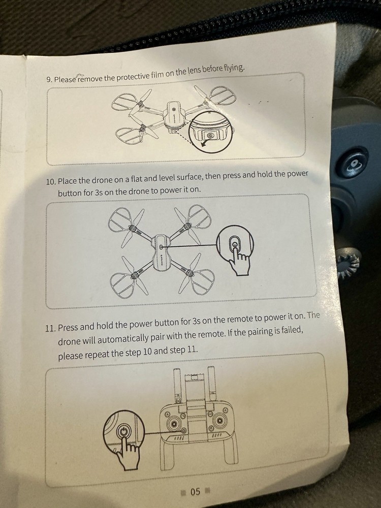Snaptain E20 2.7K QHD Camera Foldable Drone Remote Controller USED THREE TIMES!!