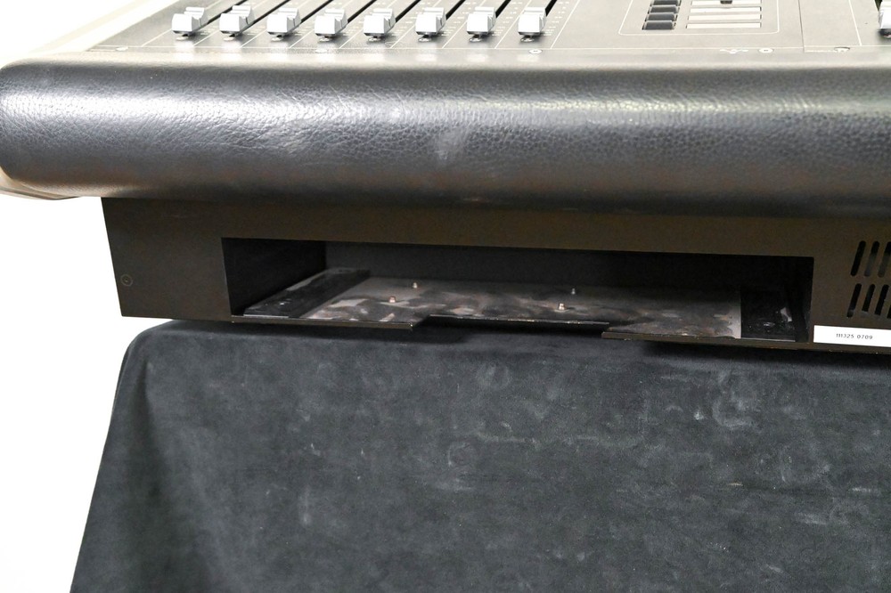 DiGiCo D1 Live Digital Mixing Console CG01MLK