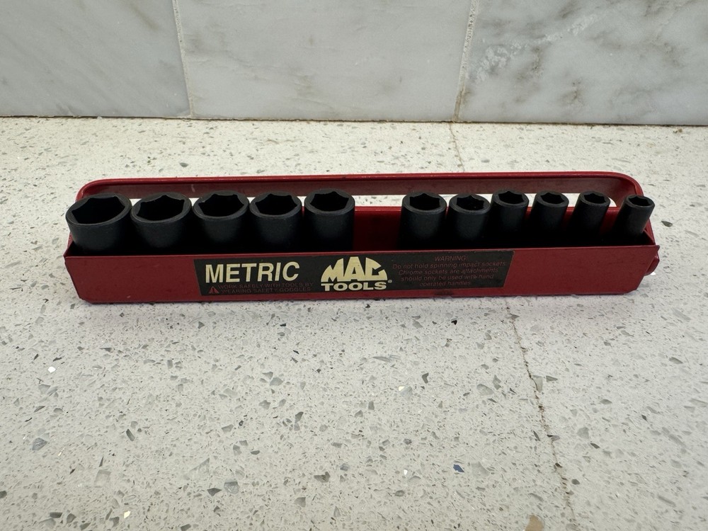 Mac Tools 11-PC. 1/4" Drive 5-15 MM Metric Intermediate Impact Socket Set - 6-PT