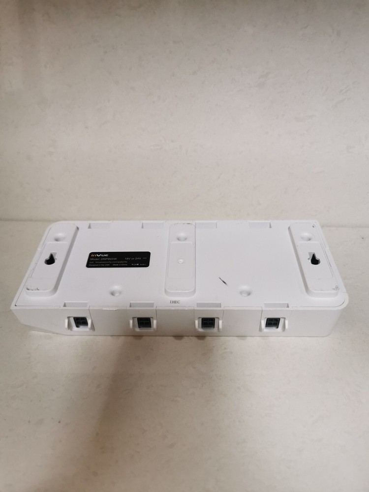 Invue DNPB05W 4 Position 18V Or 24 V Power Box - White, Barely Great Shape/#D12